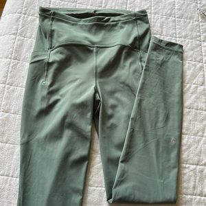 Lululemon Swift Speed High-Rise Tight 28’